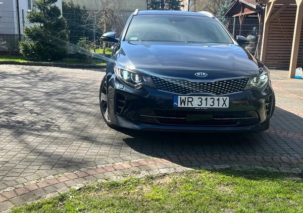 Kia Optima cena 83000 przebieg: 148100, rok produkcji 2017 z Radom małe 79